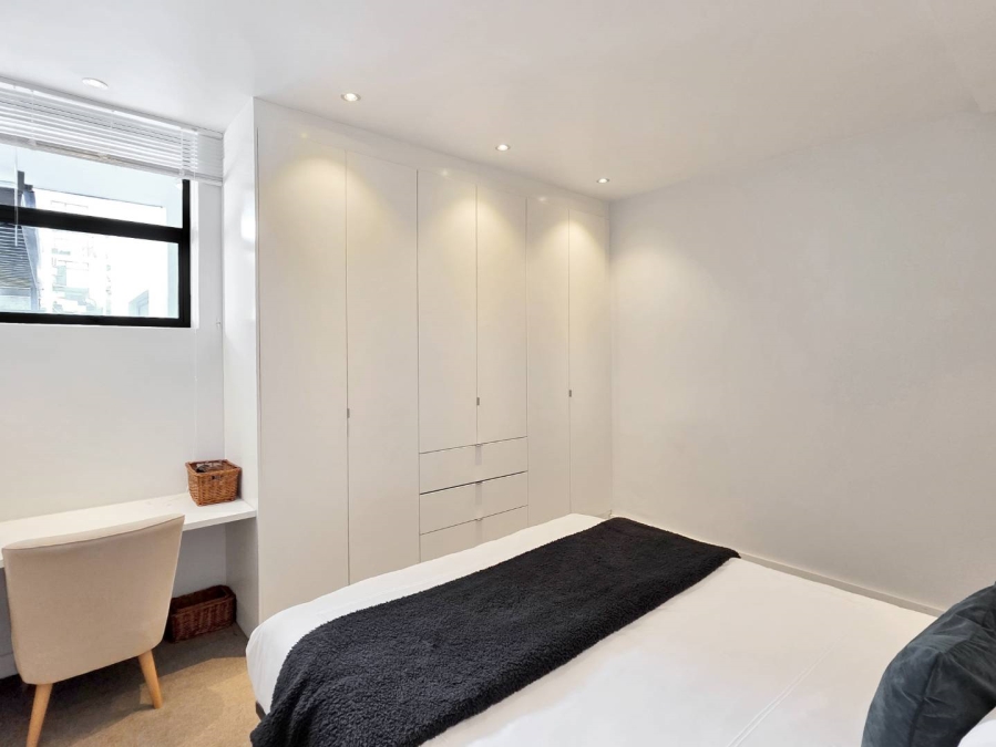 1 Bedroom Property for Sale in Green Point Western Cape